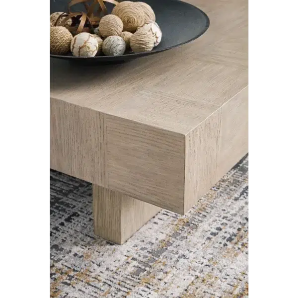 Arena Centerpiece Table